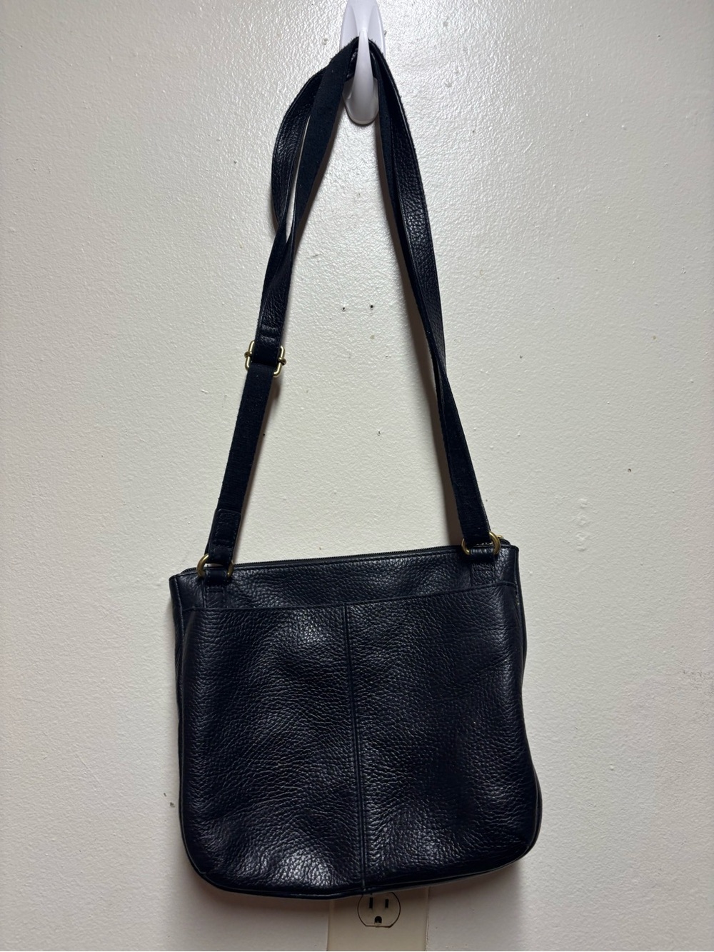 Fossil Tinsley Black Pebbled Leather Crossbody Purse 9X11 - Picture 2 of 4